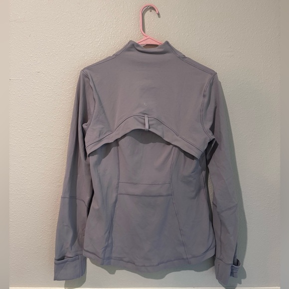 SOLD Lululemon Athletica Women's Light Gray Jacket - Picture 5 of 6